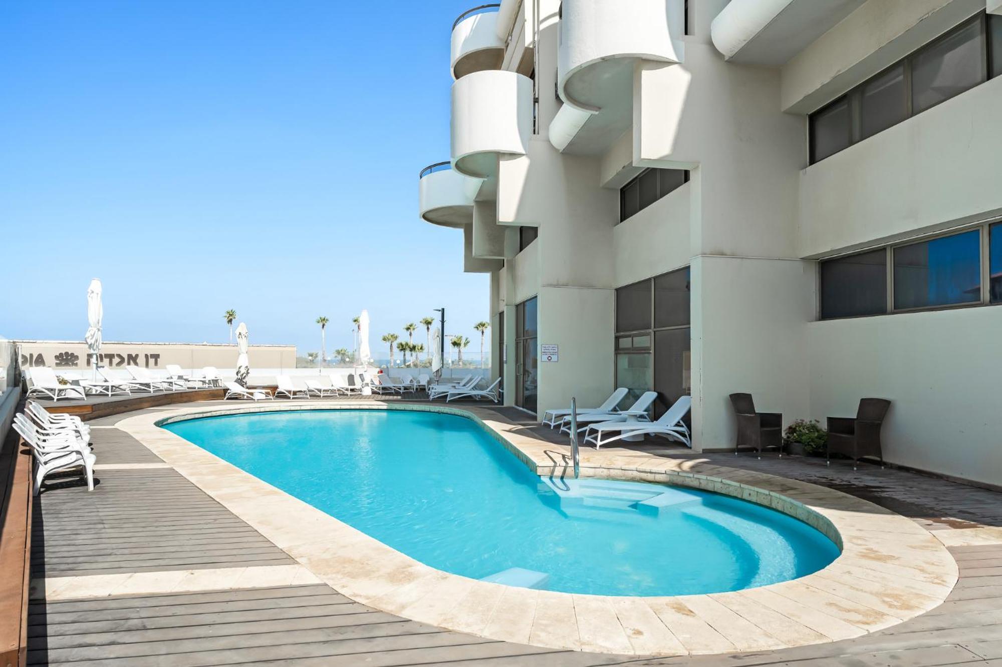 Elegant Duplex With Parking By Beachfront Stay Herzelia Exterior foto